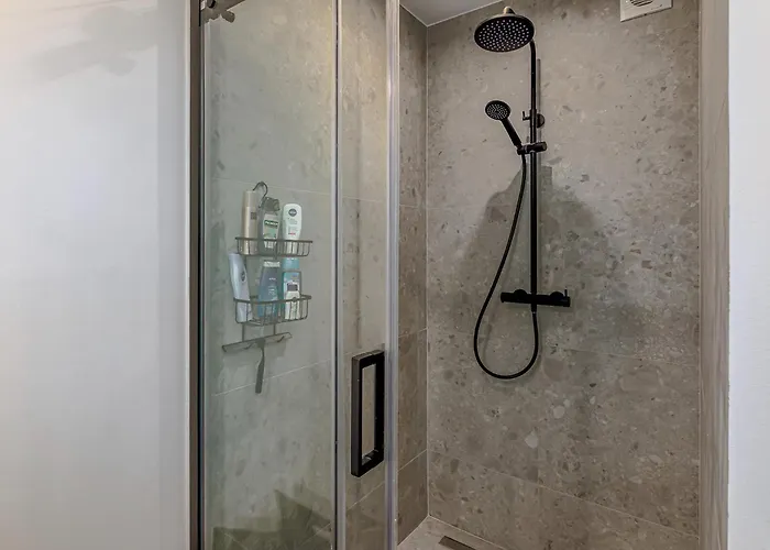 Kenydou 0101g Apartment